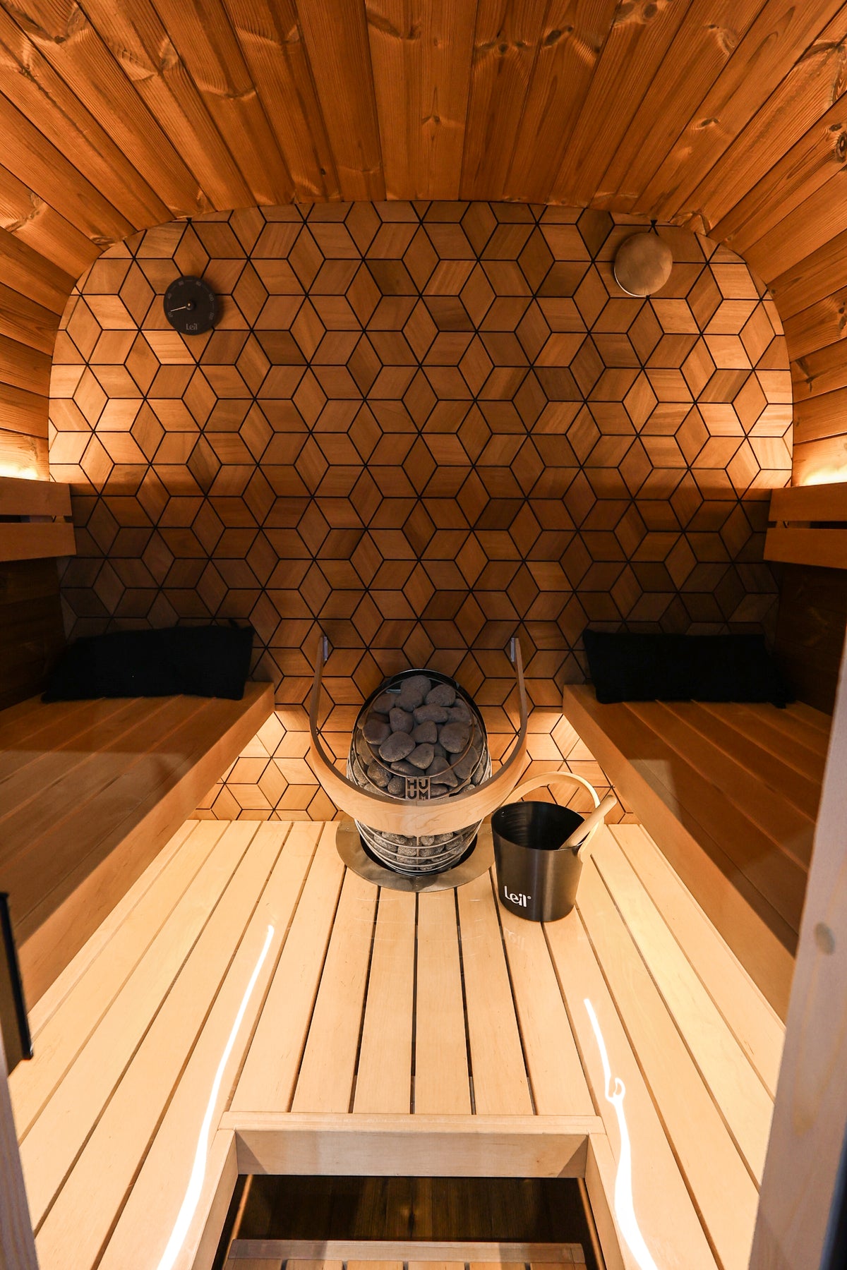 Leil® Saunas Black Cube Premium (4-Person) Outdoor Sauna