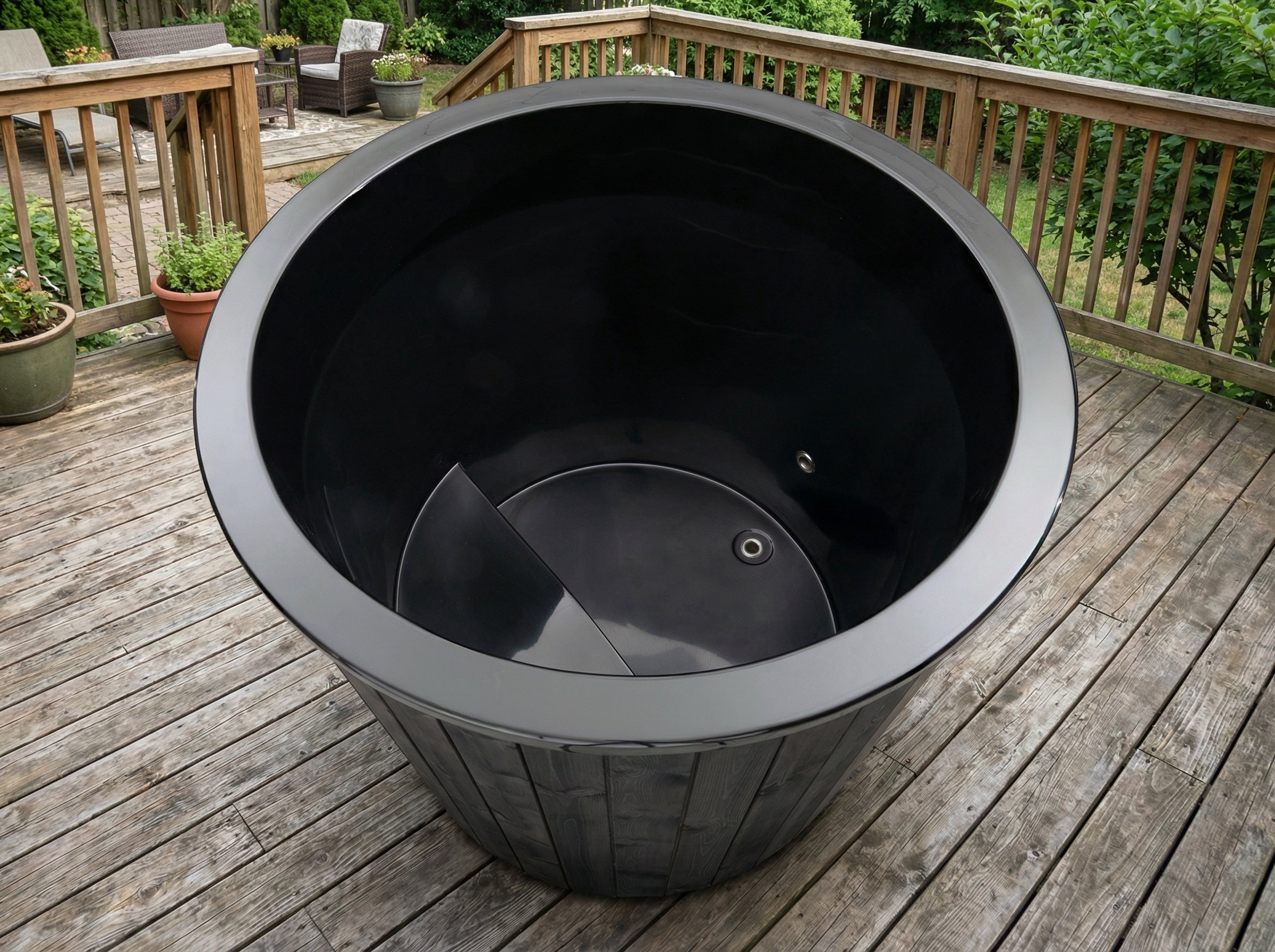 SaunaLife S1BC 1-Person Hot & Cold Immersion Tub – Black Wood