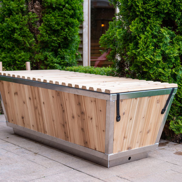 LeisureCraft Polar Cold Plunge Tub Outdoor Ice Bath