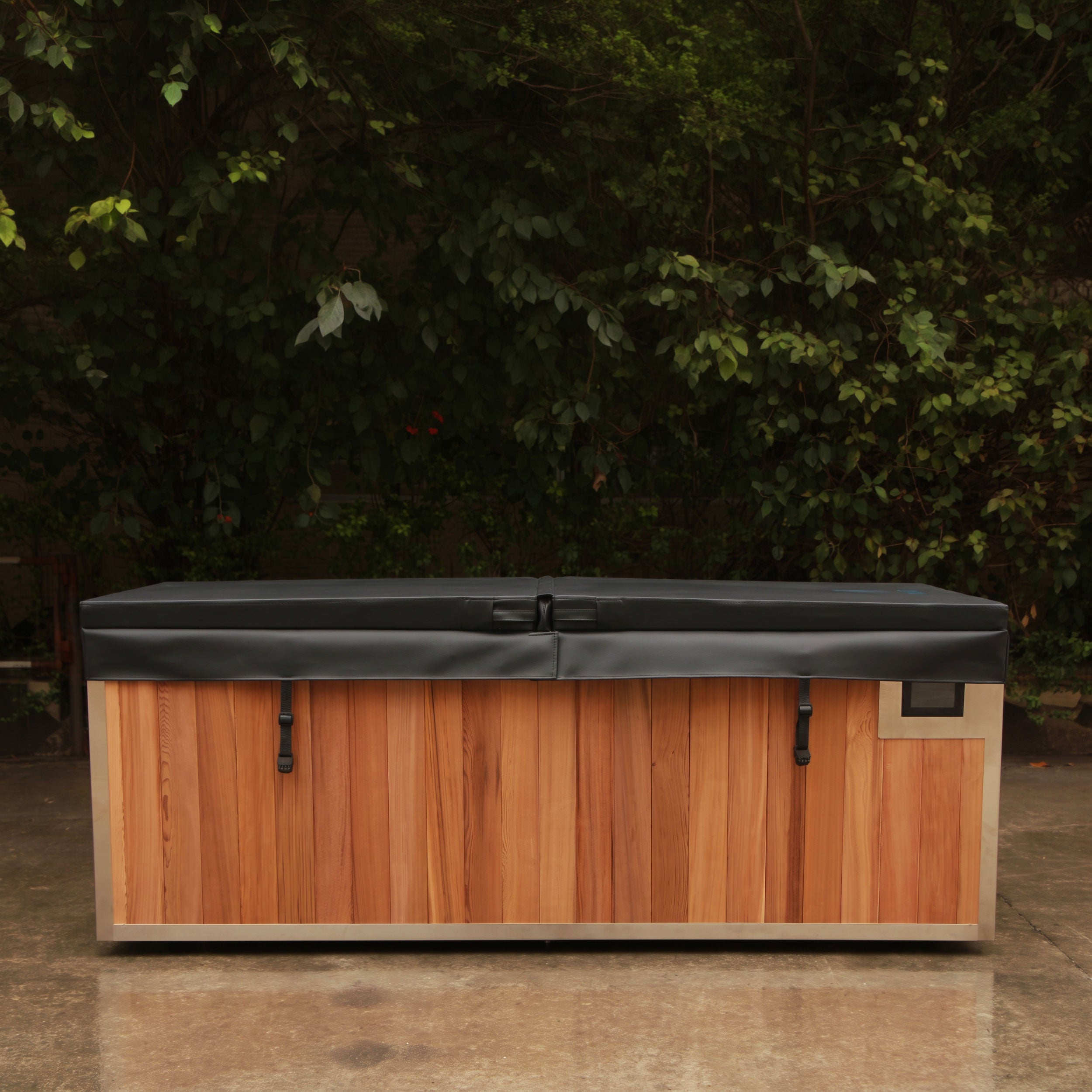 Finnmark SoulCold™ 1-Person Cold/Hot Plunge, 180 gal