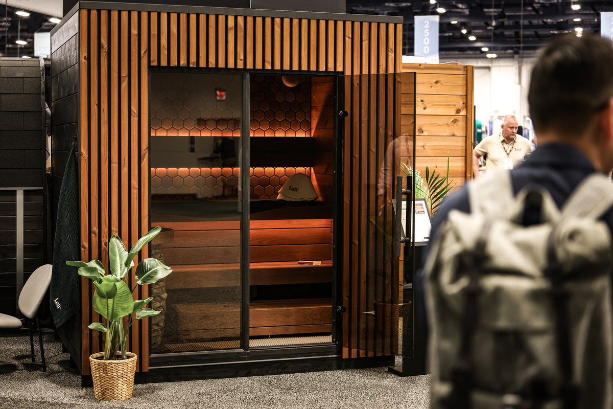 Leil® Saunas Viva 210 (4-Person) Outdoor Sauna