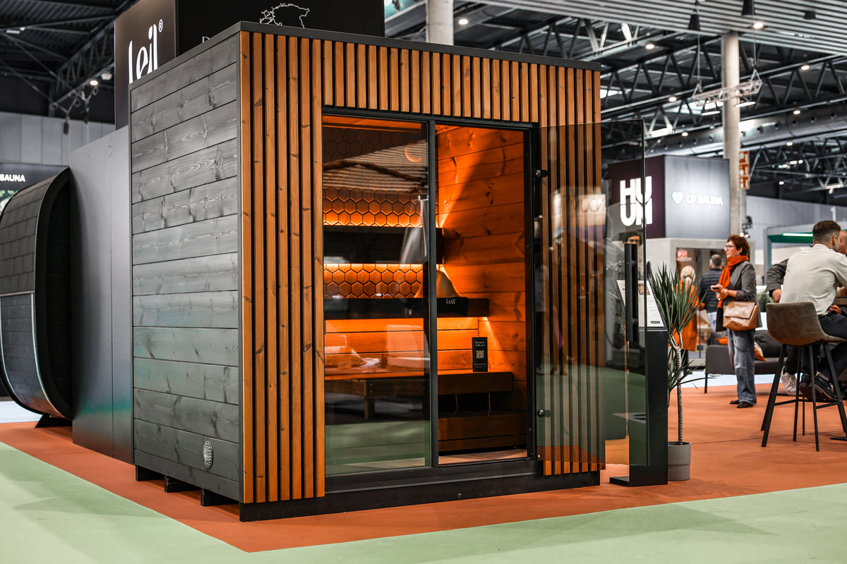 Leil® Saunas Viva 210 (4-Person) Outdoor Sauna